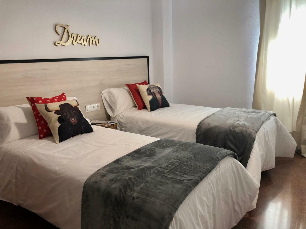 Gatu Premium Villa Aramburu, " Preferente Mayores De 25 Anos Y Familias " El Puerto de Santa Maria Exterior foto